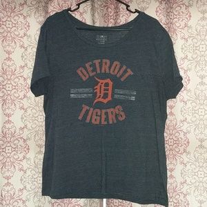 Women's Detroit Tigers Shirt MLB XL